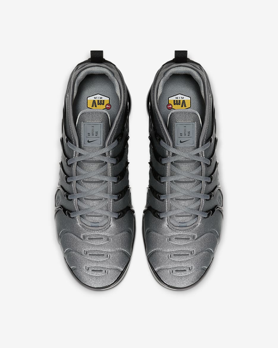 Nike vapormax plus dark grey best sale